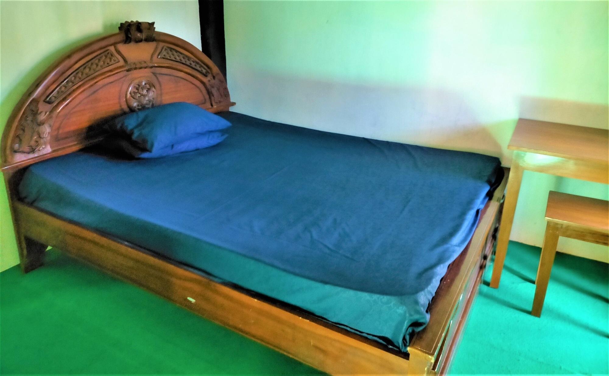 בניוואנגי Gandrung City Hostel מראה חיצוני תמונה
